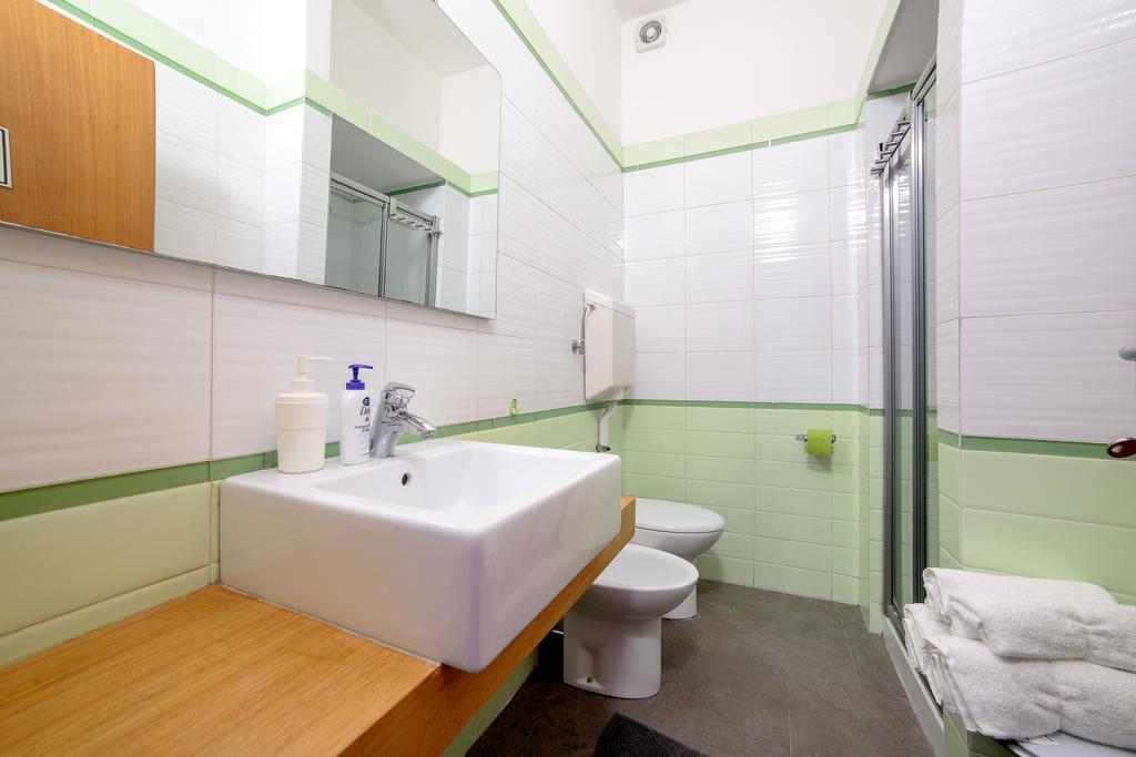 Ponte Tiberio Apartment Rimini Esterno foto