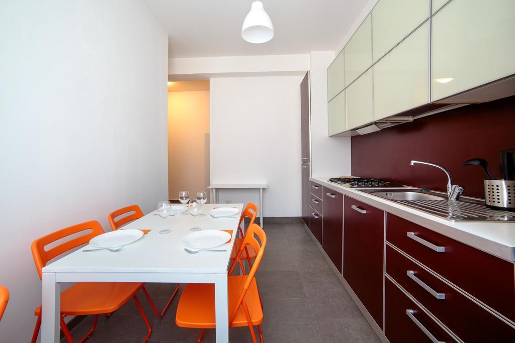 Ponte Tiberio Apartment Rimini Esterno foto