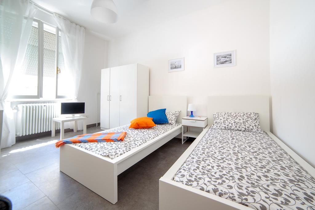 Ponte Tiberio Apartment Rimini Esterno foto