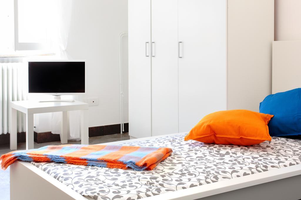 Ponte Tiberio Apartment Rimini Esterno foto