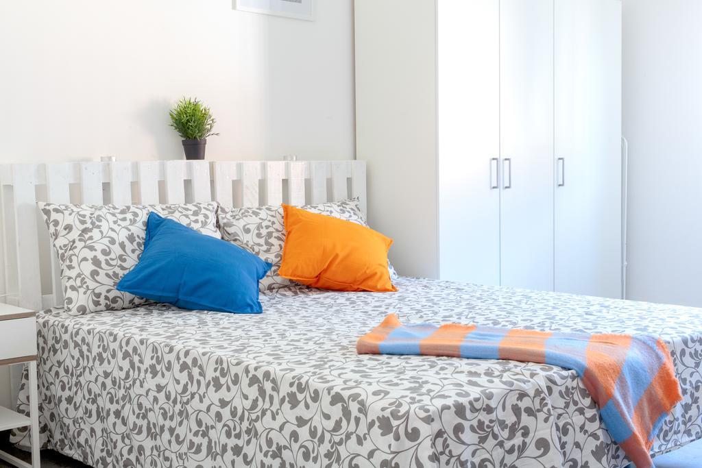 Ponte Tiberio Apartment Rimini Esterno foto