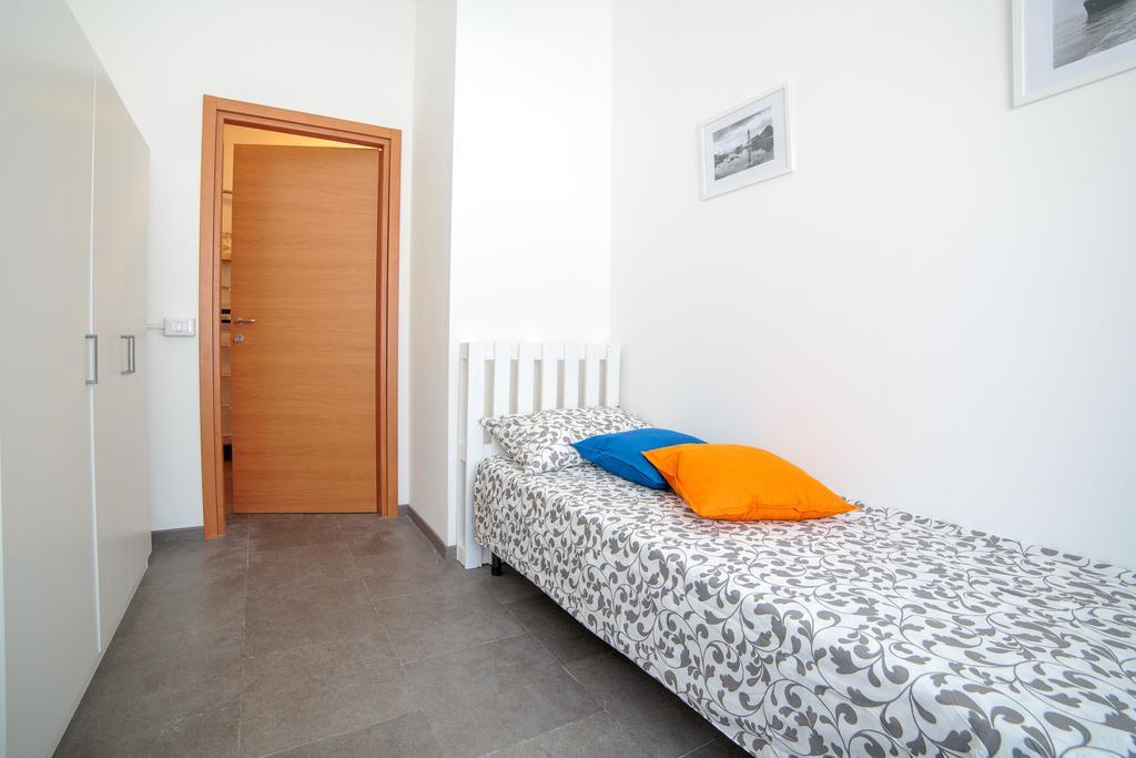 Ponte Tiberio Apartment Rimini Esterno foto
