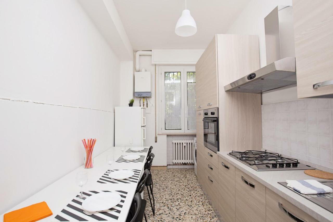 Ponte Tiberio Apartment Rimini Esterno foto
